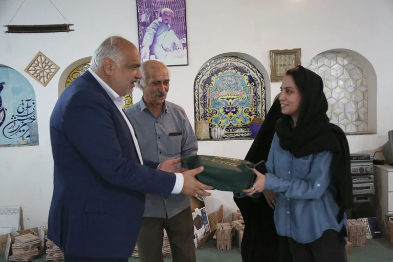 بازدید از کارگاه